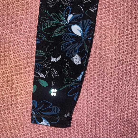 Sweaty Betty Power 7/8 Workout Leggings in Blue Arched Floral Print size 6 - Picture 5 of 7